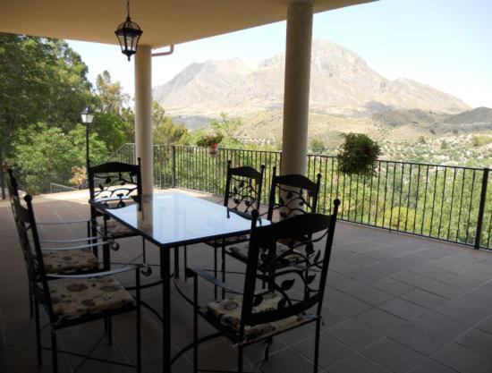 Hostal Rural De Cuadros Bedmar y Garciez Bagian luar foto