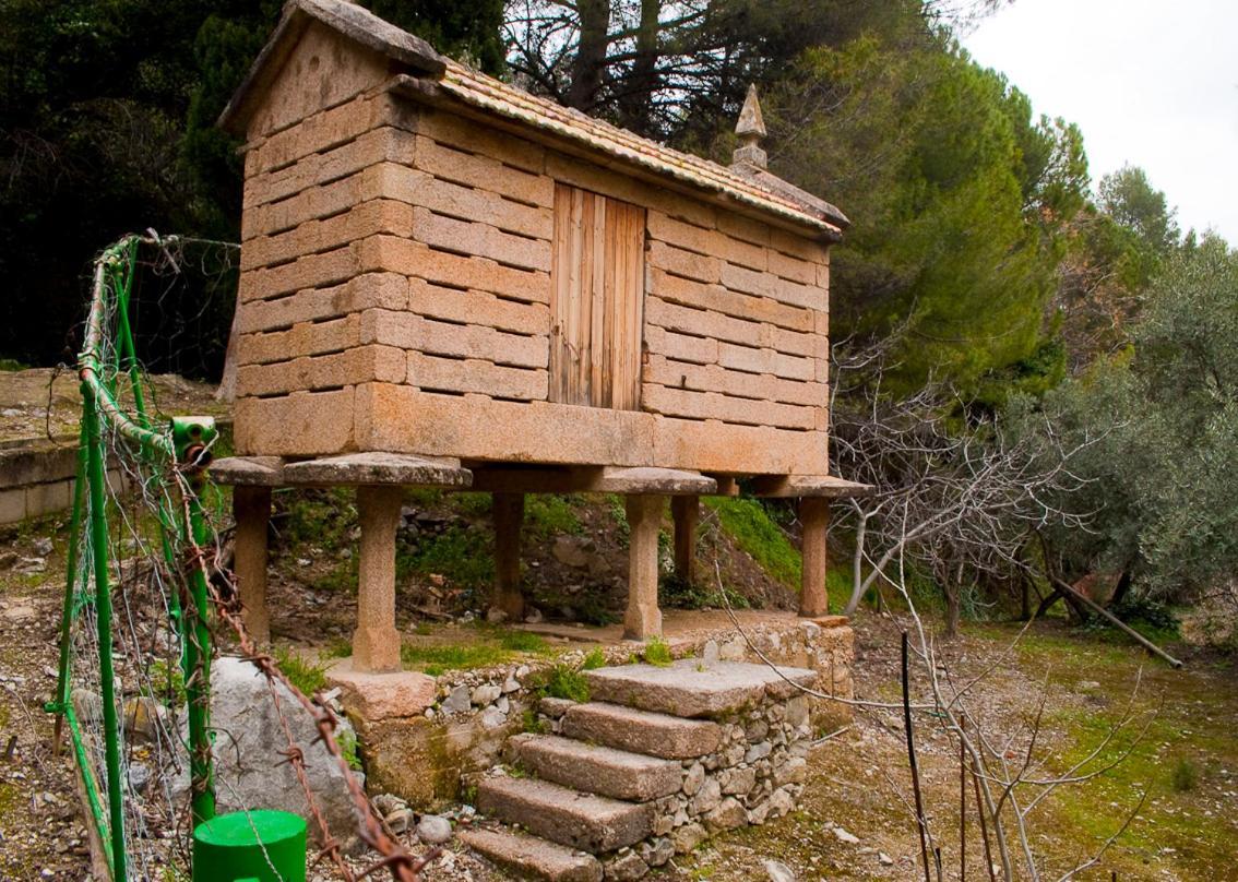 Hostal Rural De Cuadros Bedmar y Garciez Bagian luar foto