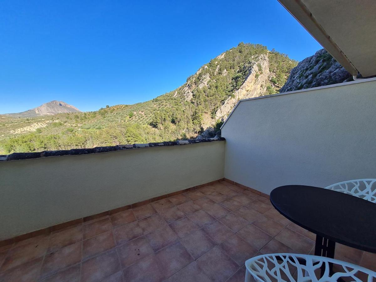 Hostal Rural De Cuadros Bedmar y Garciez Bagian luar foto