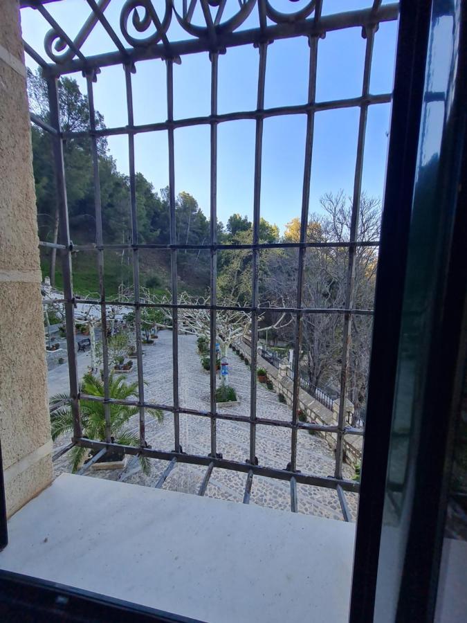 Hostal Rural De Cuadros Bedmar y Garciez Bagian luar foto